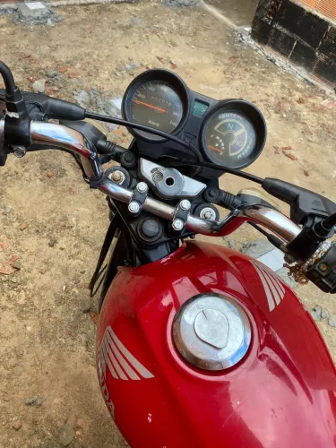 Honda Titan 150 no precinho 