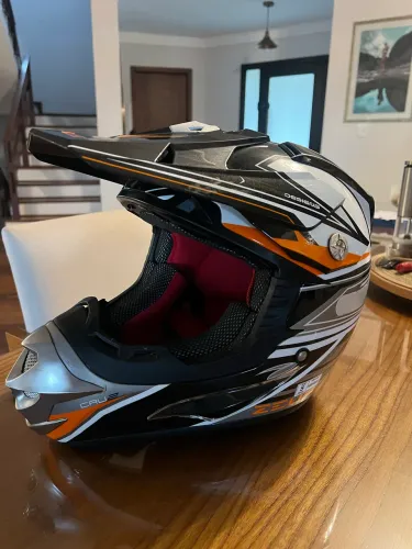Capacete Zeus