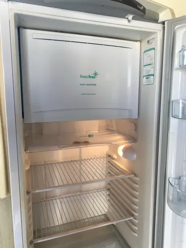 Geladeira Consul 300 Litros - Funcionando Perfeitamente