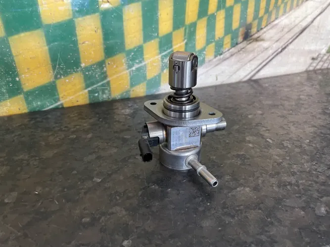 Bomba de alta Fiat fastback pulse 1.0 1.3 t200 t270 46354478