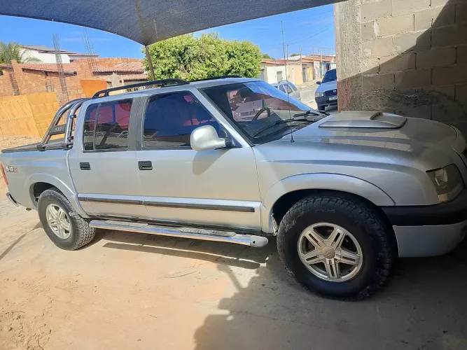 Chevrolet S10 Pick-up Exec. 2.8 4X4 CD TB Int.dies 2008