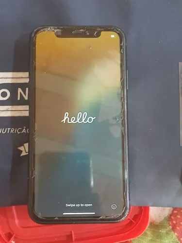 IPHONE XR +CARREGADOR
