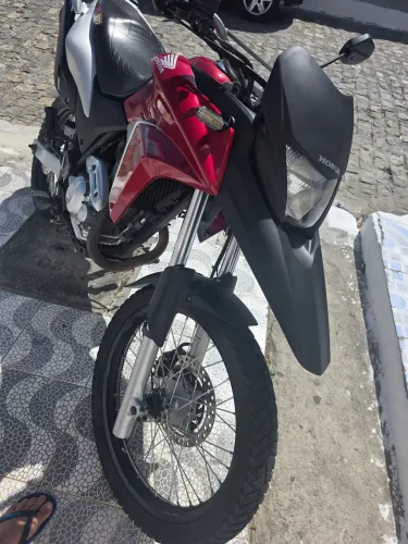 Vendo xre 300 2015