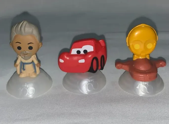 3 Figuras Mc Donalds Rei Magnifico Relâmpago McQueen C3-PO Disney 100 anos
