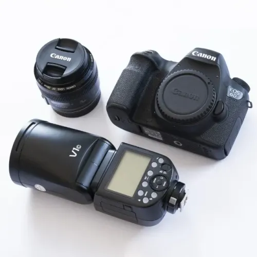 CANON FULL FRAME - CANON 6D + 28MM F/1.8 USM + GODOX V1