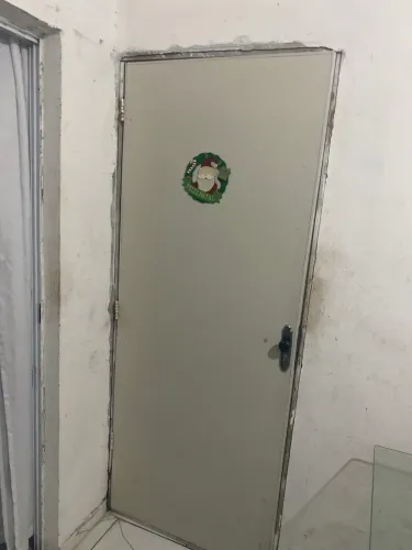 Porta 2,10x82