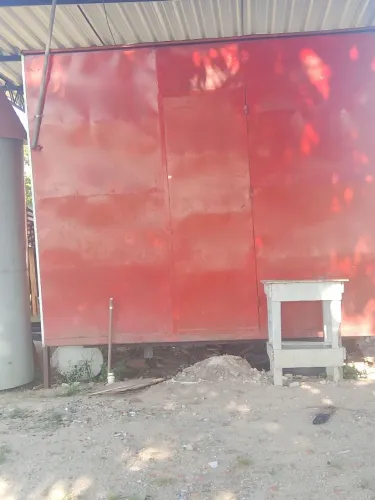 Vendo treiller com coberta ,banheiro ,e algumas coisas a mais