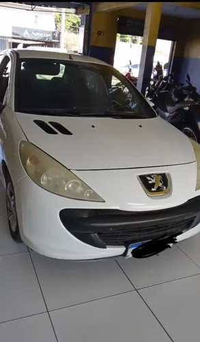 Peugeot 207 Active 1.4 Flex 8V 5P 2014