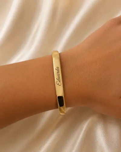 Bracelete com Gravação Personalizada em Ouro 18K 750