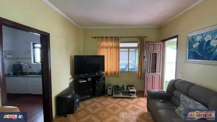 CASA COM 2 DORMITÓRIOS SENDO 1 SUITE A VENDA, 480 M² - CENTRO - GUARULHOS/SP