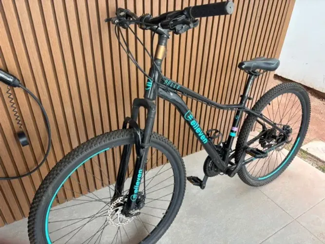 Bicicleta Elleven Belle Aro 29 - 21 Marchas Shimano - Excelente Estado