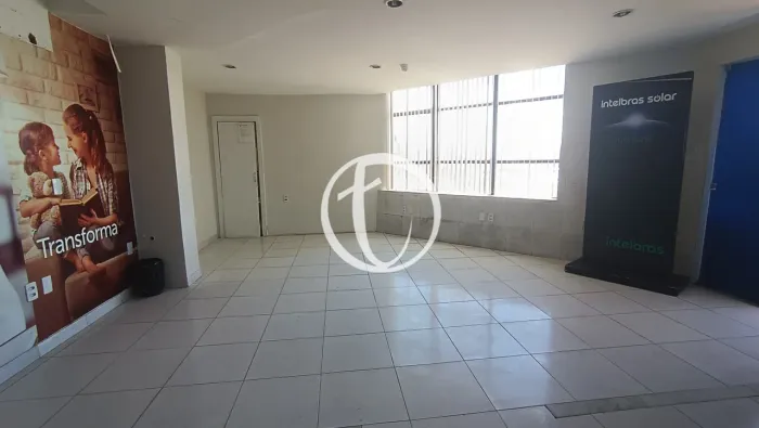 ALUGO SALA COMERCIAL NA PITUBA COM VISTA PARA O MAR