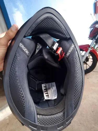 Norisk preto fosco valor 550 ou troco em ls2