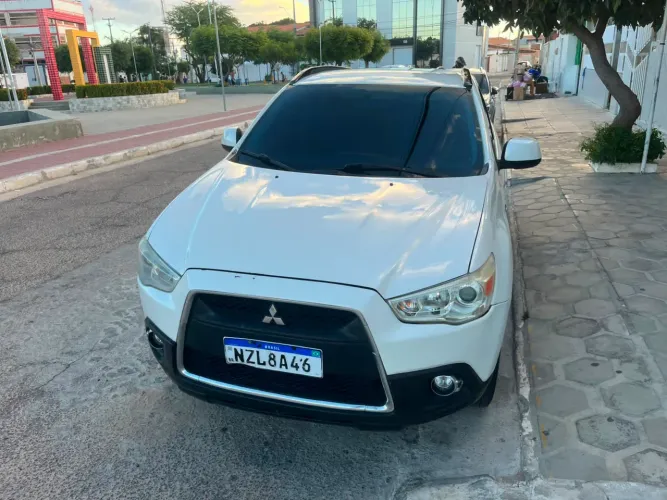 Mitsubishi ASX 2.0 16V 160cv Aut. 2012
