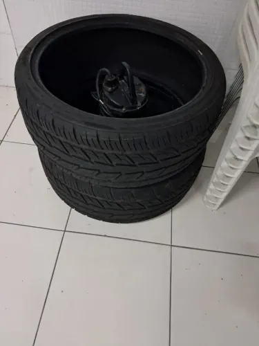 Pneu aro 22 NOVO
