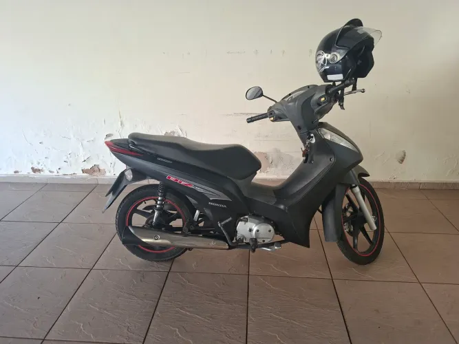 Honda bis