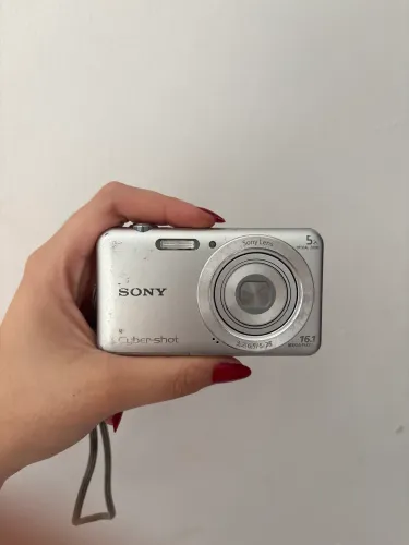 Câmera CYBER-SHOT sony 16.1 