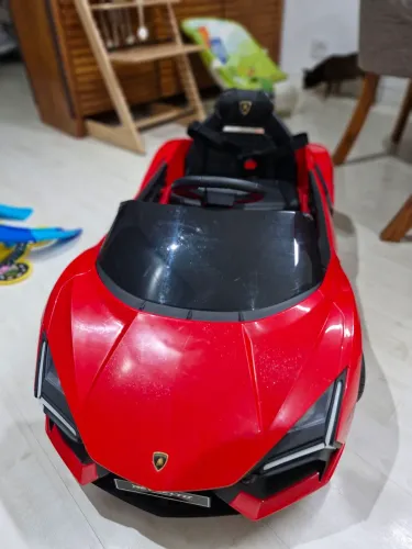 Carro Elétrico Infantil Lamborghini - modelo oficial da marca