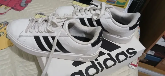 Sapato/Tênis Adidas *n° 38*