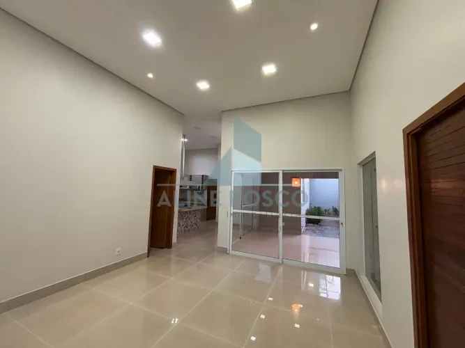 Imóvel para aluguel tem 200 metros quadrados com 3 quartos
