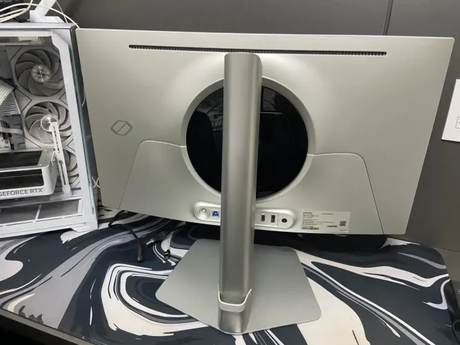 Monitor Samsung Odyssey g6 oled 27? 240hz 0,03ms