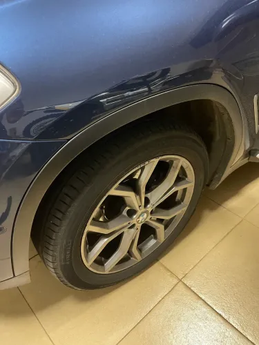 Moldura pára-lama dianteiro lado motorista  bmw x3 - 2019