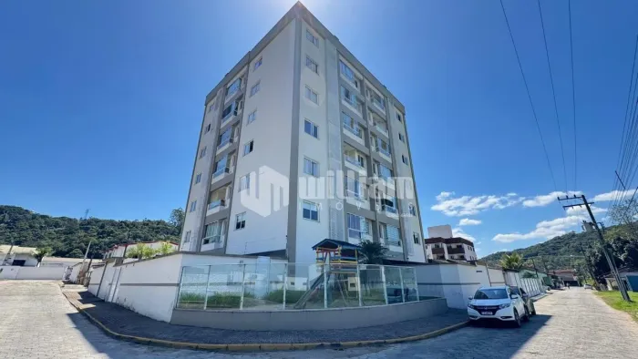 Apartamento mobiliado 1 suíte + 1 dormitório Bairro Guarani, Brusque