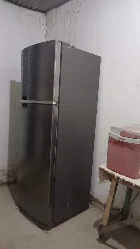 VENDO GELADEIRA FROST FREE BRASTEMP 