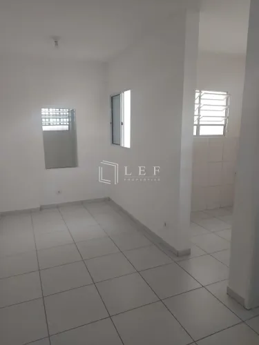 Prédio com 680 m², 15 quartos à venda no bairro Bela Vista