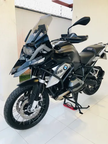 BMW r 1200 Gs a mais completa do ano.