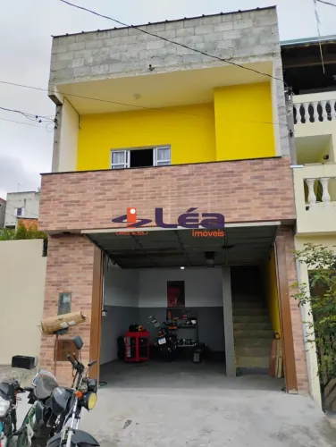 Sobrado à venda em Suzano-SP, Jardim Lígia: 2 quartos, 1 suíte, 1 sala, 1 banheiro, 1 vaga