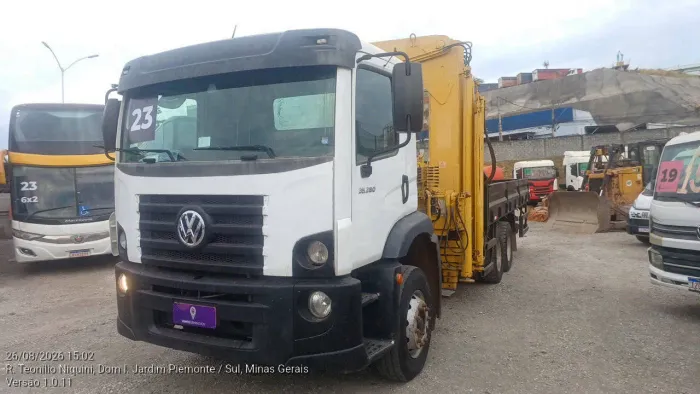 Volkswagen 26.280 E Constel. 6x4 2p (diesel)(E5) 2022/2023 Vamos Seminovos Betim