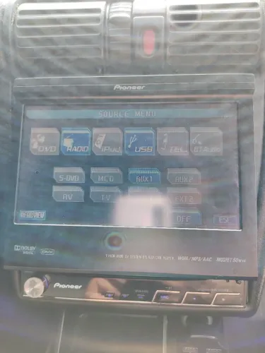 DVD automotivo Pioneer (sem bluetooth).