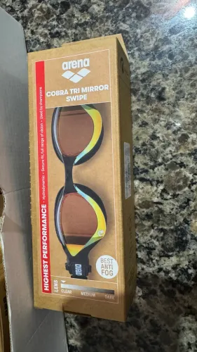 Óculos de natação arena