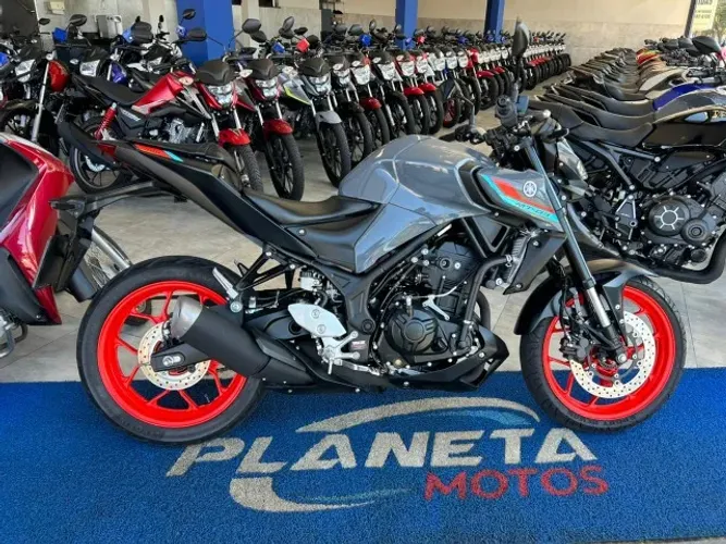 Yamaha MT 03 ABS Modelo 2022, com apenas 13.000 km rodados, moto linda, muito conservada!
