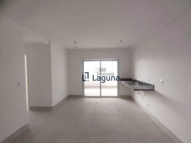Apartamento para venda ou locação com 70 m² ,2 dormitórios sendo 1 suíte no Parque das Naç