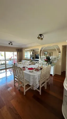 Amplitude, Conforto e Vista Livre: Apartamento de 118 m2 com Suíte e Planta Reversível