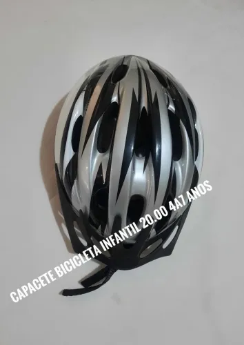 Capacete infantil de bicicleta
