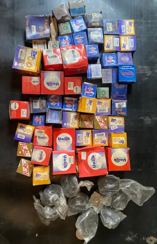 Lote de peças para carro antigo