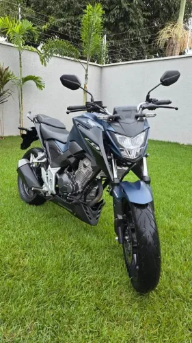 CB300 TWISTER - 2025