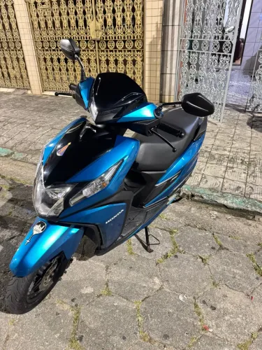 Honda Elite 2025 - impecável