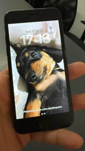 iPhone SE (2ª Geração) de 64 GB na cor preta