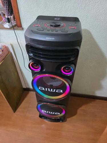 Torre de som aiwa