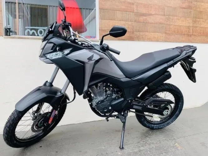 HONDA XRE 300 SAHARA 2024