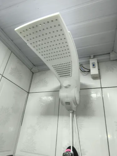Chuveiro quadra Lorenzetti Duo shower com pressurizador 