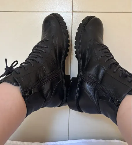 Bota coturno tratorado