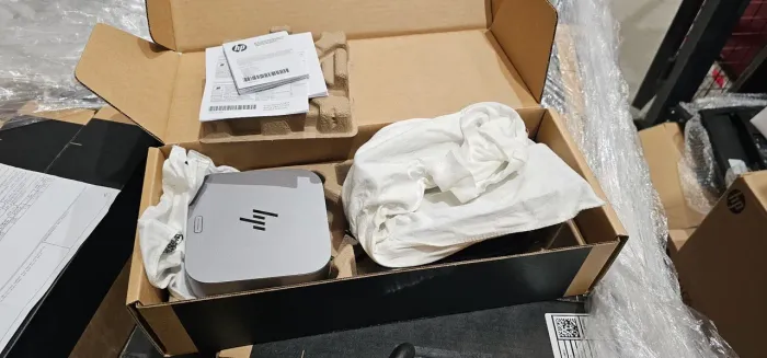 Dockstation HP Thunderbolt 4 100W G6 - Estação de Ancoragem Profissional (Impecável)