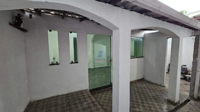 Casa à venda, 3 quartos, 2 vagas, Petrolândia - Contagem/MG