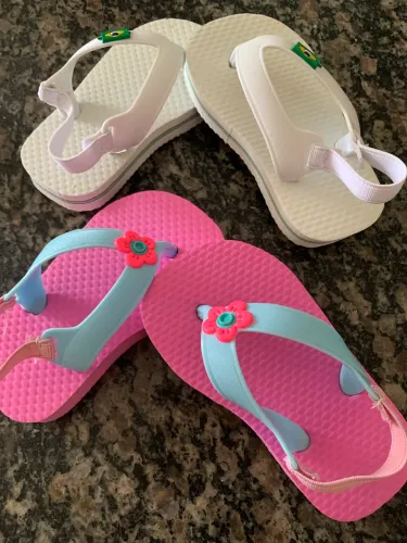 Sandália para bebê tamanho 19/20