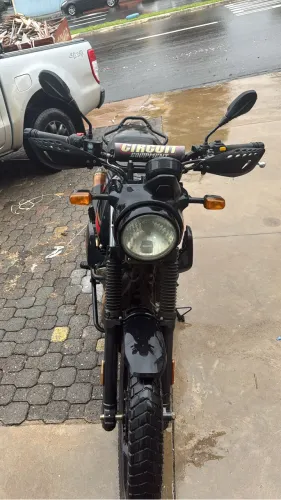 Royal Enfield SCRAM 411